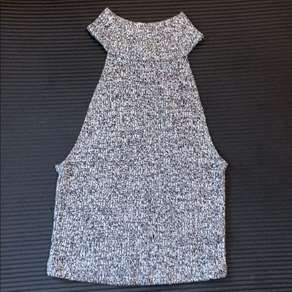 Turtleneck Sleeveless Sweater